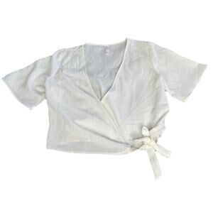 Xhilaration Women's Wrap Cropped Top White Short Sleeve Plunge V Neck Medium